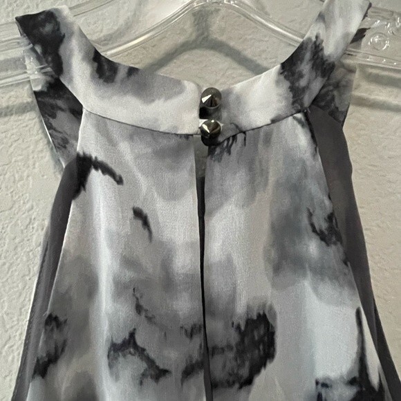 ASTR Sleeveless Floral Print Midi Dress Size Large in Chiffon | Lined - Picture 5 of 11